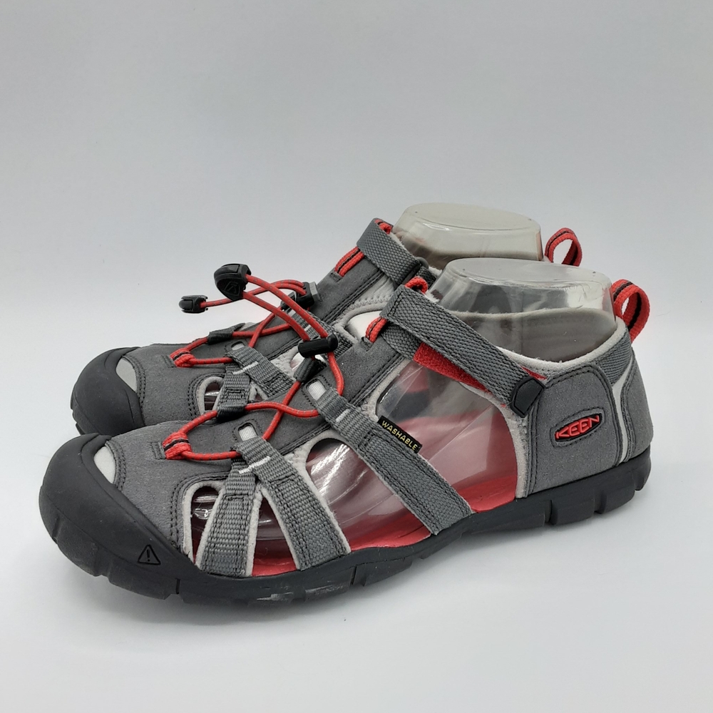 KEEN Gray and Red Hiking Outdoor Waterproof Sandals.
